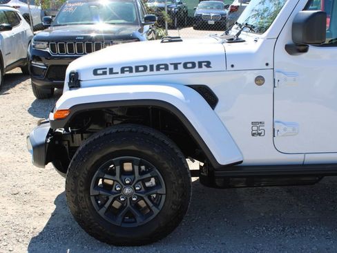 New 2026 Jeep Gladiator Mojave AWD/4WD image 7