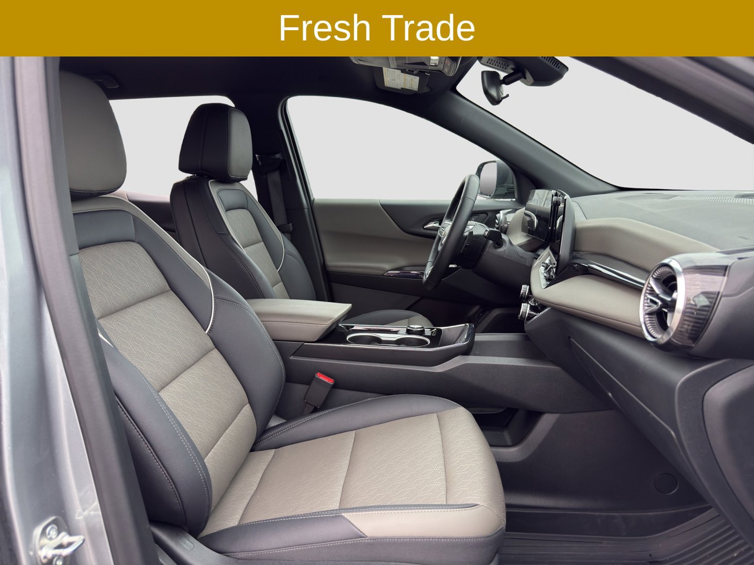 Used 2026 Chevrolet Equinox LT w/ Convenience Package II FWD image 17