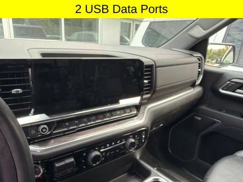 Used 2025 Chevrolet Silverado 1500 LTZ w/ LTZ Convenience Package II AWD/4WD image 18
