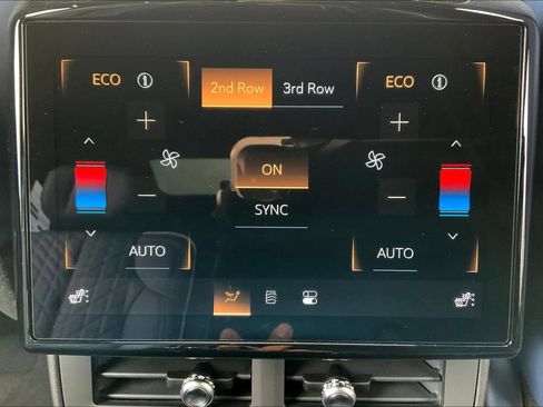 New 2026 Cadillac Vistiq Premium Luxury AWD/4WD image 21
