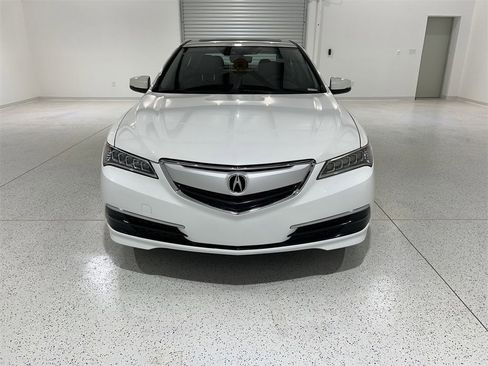 Used 2017 Acura TLX V6 w/ Technology Package image 3
