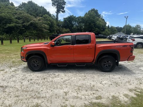 Used 2026 Nissan Frontier PRO-4X w/ Pro Premium Package AWD/4WD image 8