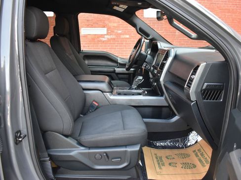 Used 2020 Ford F150 XLT w/ Equipment Group 302A Luxury AWD/4WD image 19