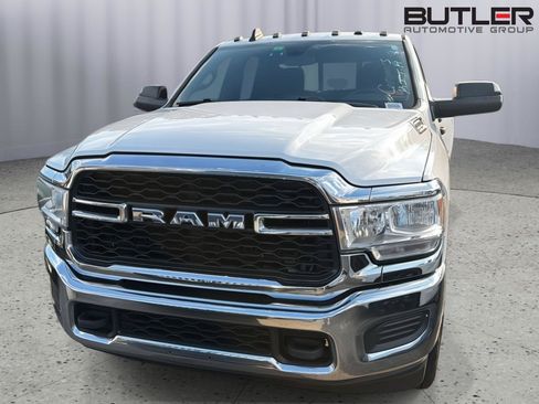 Used 2022 RAM 3500 Tradesman AWD/4WD image 3