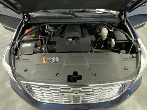 Used 2019 GMC Yukon Denali w/ Denali Ultimate Package image 48