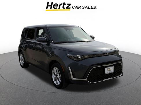Used 2025 Kia Soul LX w/ LX Technology Package image 1