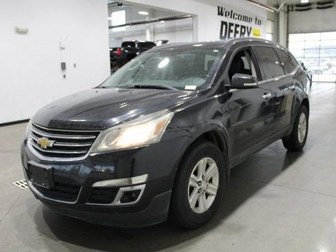 Used 2014 Chevrolet Traverse LT image 32