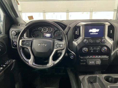 Used 2019 Chevrolet Silverado 1500 LT Trail Boss w/ Bed Protection Package AWD/4WD image 8