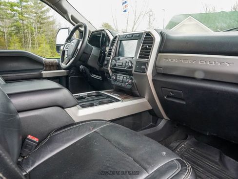 Used 2017 Ford F350 Lariat w/ Lariat Ultimate Package image 39