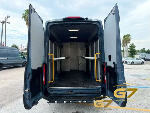 Used 2019 Ford Transit 250 148 High Roof Extended RWD image 4