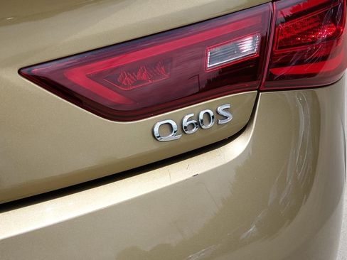 Used 2019 INFINITI Q60 3.0t Luxe AWD/4WD image 17
