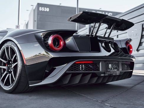 Used 2020 Ford GT Carbon Series RWD image 25