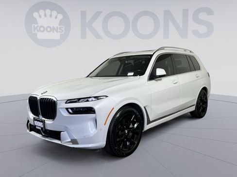 Used 2023 BMW X7 xDrive40i AWD/4WD image 1