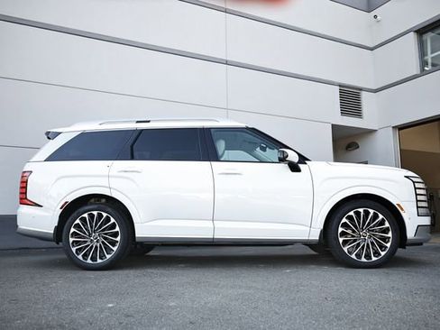 New 2026 Hyundai Palisade Calligraphy AWD/4WD image 3