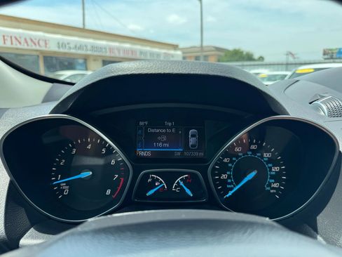 Used 2016 Ford Escape Titanium image 9