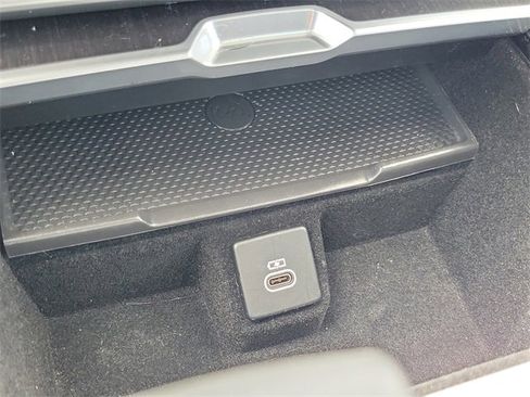 Used 2024 Land Rover Range Rover SE image 29