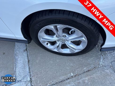 Used 2023 Honda Accord LX image 33