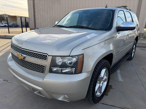 Used 2013 Chevrolet Tahoe LTZ image 2