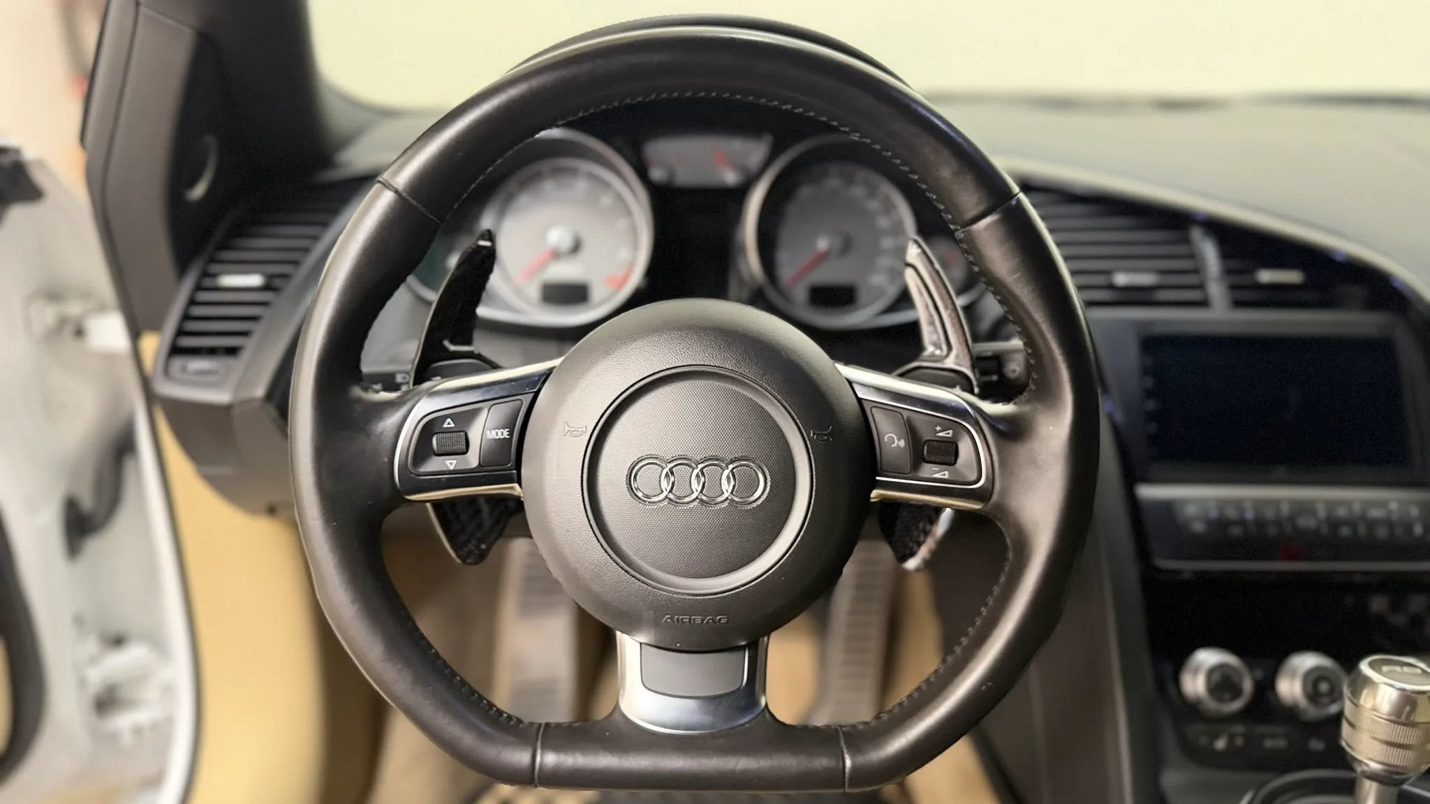 Used 2012 Audi R8 V8 AWD/4WD image 16