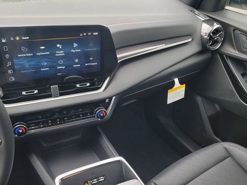 New 2026 Chevrolet Equinox LT w/ Convenience Package II image 21