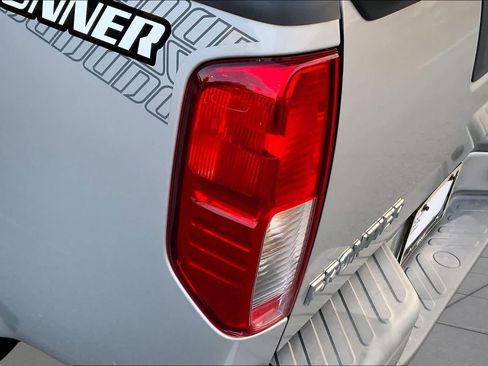 Used 2017 Nissan Frontier Desert Runner RWD image 25