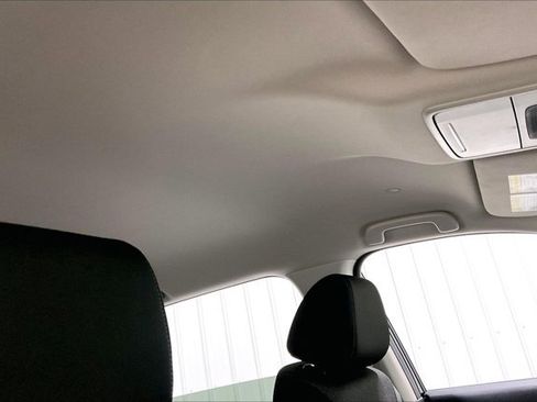 Used 2025 Honda CR-V LX image 22