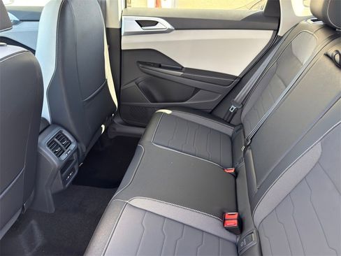 New 2026 Volkswagen Taos SE image 28
