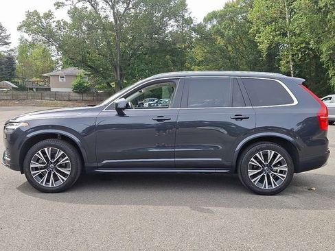 Used 2022 Volvo XC90 T5 Momentum w/ Advanced Package image 6