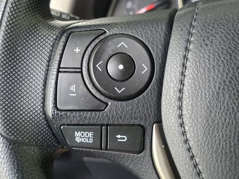 Used 2014 Toyota RAV4 LE FWD image 20