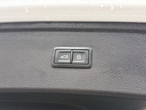 Used 2018 Audi Q5 2.0T Premium Plus w/ Premium Plus Package image 14