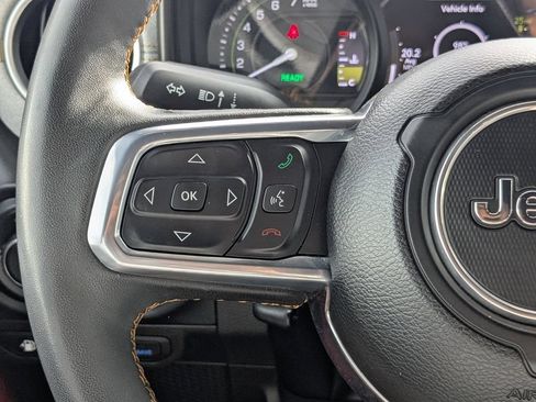 Used 2024 Jeep Wrangler Unlimited Sahara AWD/4WD image 25