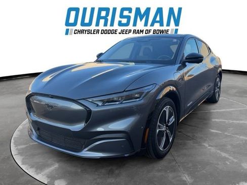 Used 2023 Ford Mustang Mach-E Premium image 6