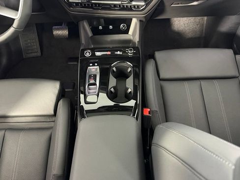 Used 2025 Audi Q6 e-tron Prestige w/ Black Warm Weather Package AWD/4WD image 17