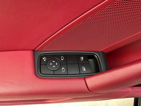 Certified 2025 Porsche 911 Carrera RWD image 18