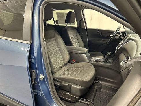 Used 2024 Chevrolet Equinox LT w/ LPO, Floor Liner Package FWD image 22