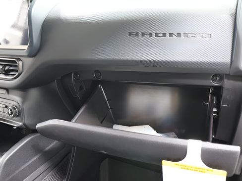 New 2025 Ford Bronco Sport Heritage w/ Convenience Package AWD/4WD image 31