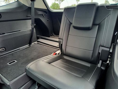 Used 2022 Volkswagen Atlas SE image 27