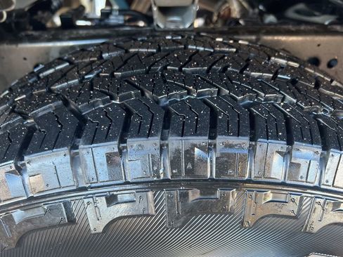 Certified 2024 Nissan Frontier PRO-4X w/ Technology Package image 40