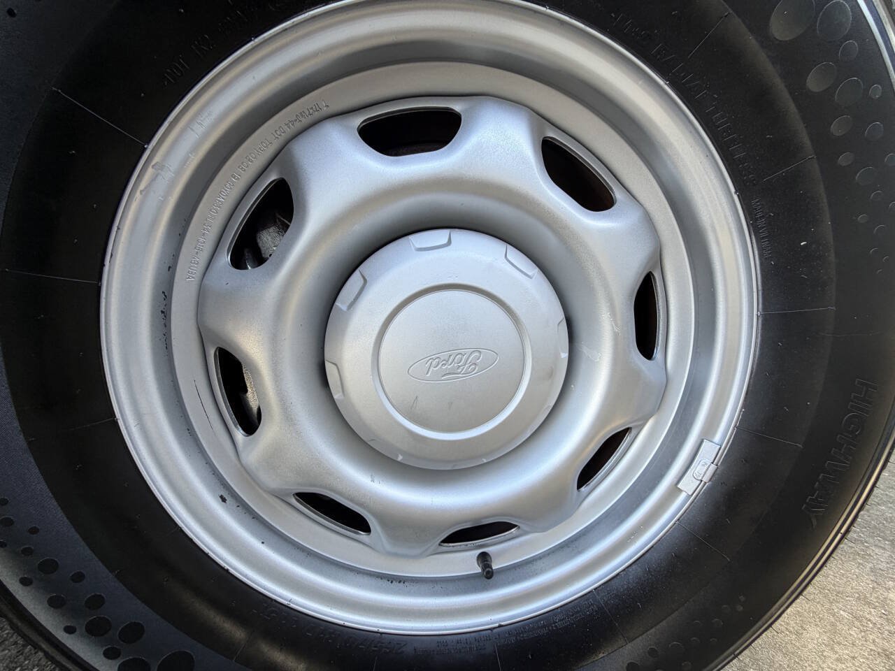 Used 2019 Ford F150 XL w/ Equipment Group 101A Mid AWD/4WD image 15