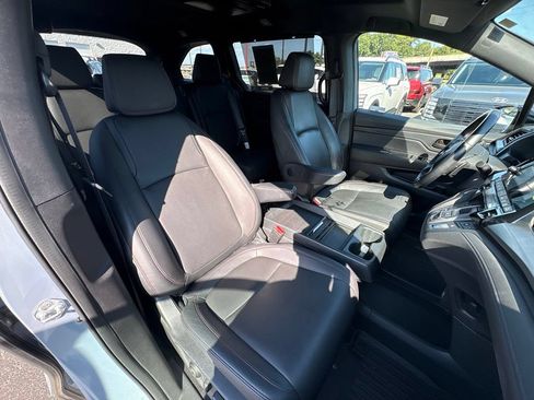 Used 2023 Honda Odyssey Sport image 32