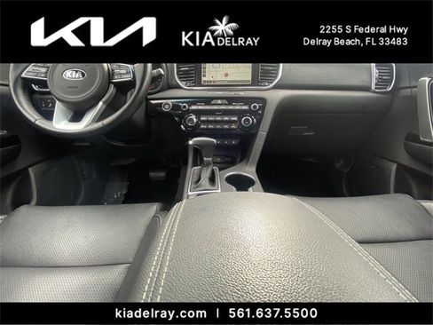 Certified 2022 Kia Sportage EX w/ EX Technology Package image 12