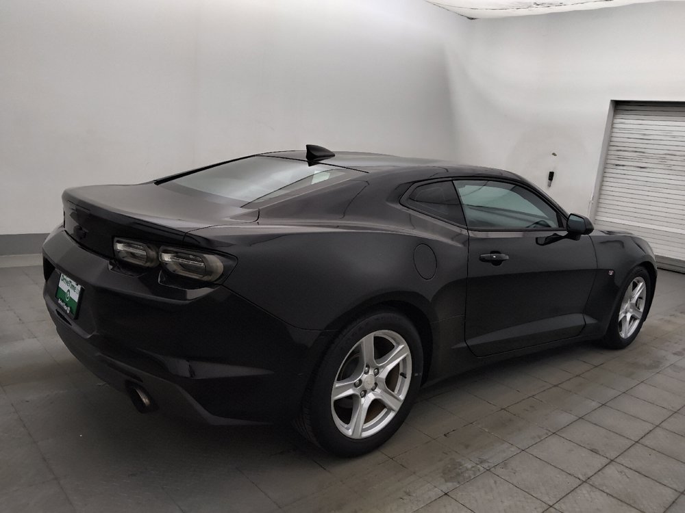 Used 2019 Chevrolet Camaro LT RWD image 10