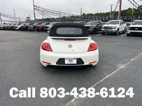 Used 2013 Volkswagen Beetle 2.0T FWD image 30