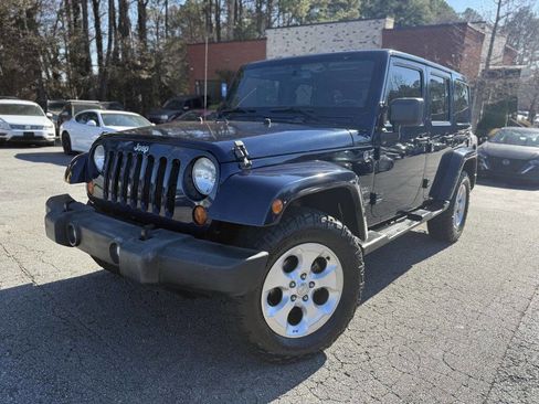 Used 2013 Jeep Wrangler Unlimited Sahara image 1