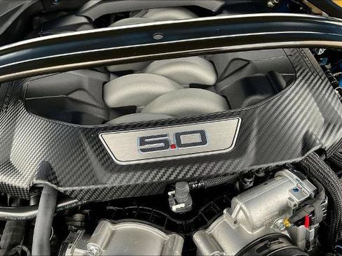 Certified 2025 Ford Mustang GT Premium image 31