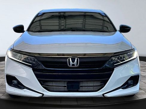 Used 2022 Honda Accord Sport image 2