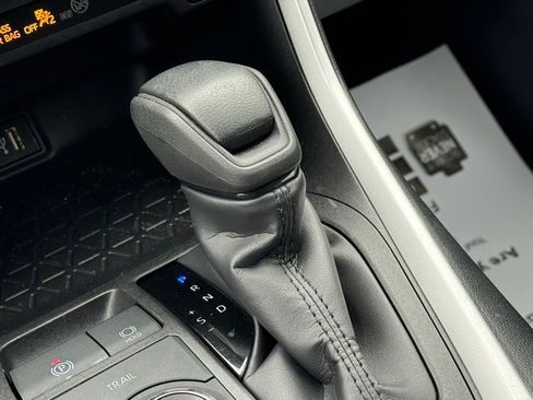 Certified 2025 Toyota RAV4 LE image 40