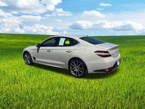 Used 2025 Genesis G70 2.5T AWD/4WD image 5
