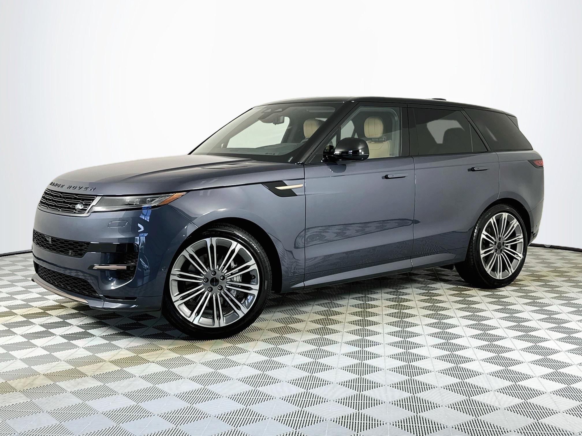 New 2027 Land Rover Range Rover Sport Dynamic SE AWD/4WD image 1