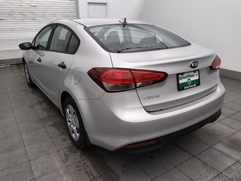 Used 2017 Kia Forte LX FWD image 5
